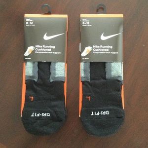 Nike Running Cushioned Compression Arch Support No Show Socks (2 pair) size L